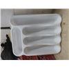 Image 14 : B+D Single-Cup Coffee Maker, Two CN Water Bottles, Starfrit Fry Slicer, Apple Corer, Silverware Tra