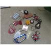 Image 8 : Tote Full of Pens With Advertising and Some Keychains
