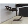 Image 4 : Antique Cast Iron Tractor Seat