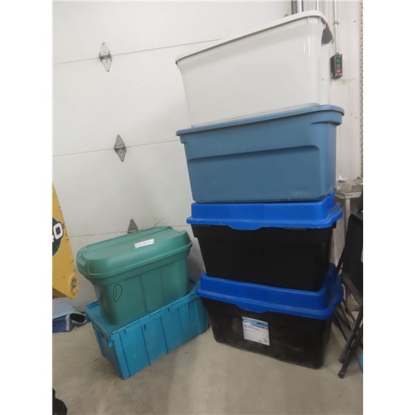 Six Storage Totes With Lids