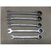 Image 2 : Pro-Point Five-Piece Ratcheting Wrench Set SAE With Case