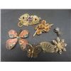 Image 5 : Fashion Jewelry Including Brooches, Earrings, Bracelets, and Necklaces