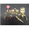 Image 6 : Fashion Jewelry Including Brooches, Earrings, Bracelets, and Necklaces