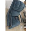 Image 4 : Lazy Boy Power Recliner