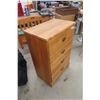 Image 2 : Dresser With Four Drawers, Maple, 37" x 25" x 16"