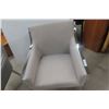 Image 3 : 2 x Waiting Room Chairs - Not Matching