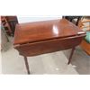Image 3 : Country Drop Leaf Table, Extended Size 29" x 35 1/2" x 42"
