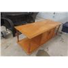 Image 2 : Oak Coffee Table, 22" x 27" x 65"