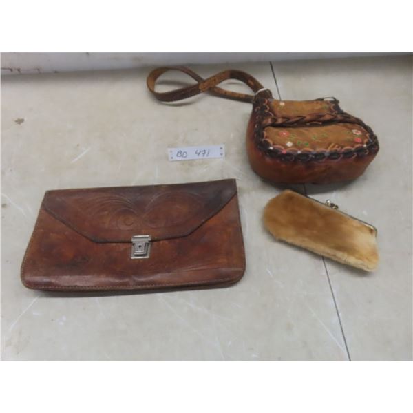 Vtg 1970s Boho Hippie Tooled/Painted Leather Purse w/ Real Fur Change Purse