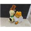 Image 5 : Vtg Garfield Lot Incl 3D Picture in Frame, Ornament in Box, Plush and Adult Large Sweatshirt