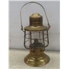 Image 7 : Vtg Brass Lantern Mfg by Univ Metal Spinning and Stamping Co., 12" High w/ Handle