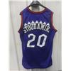 Image 4 : Signed Damon Stoudamire Toronto Raptors Jersey