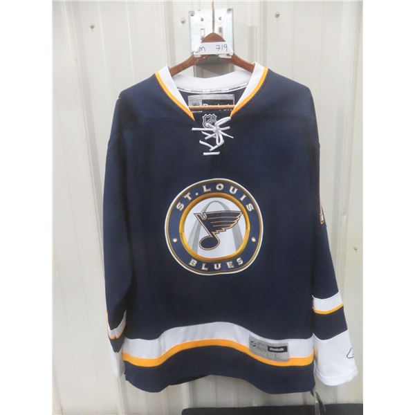 Signed T.J. Oshie St. Louis Blues Jersey