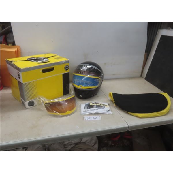 New Skidoo Lombaria Helmet w/ Two Shields, Size XS