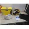 Image 1 : New HJC Helmet w/ 2 Electric Shields, Size Medium