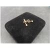 Image 3 : 14K Gold and Diamond Stud Earrings, Total Weight Approximately 0.30 Grams