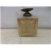 Image 9 : Vtg Cubical Ceiling Light Fixture, Fifty Pound Sack Tip Top Onions