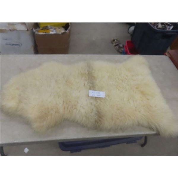 Lambskin Mat, 41" x 26"