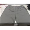 Image 7 : Six Pairs New Mens Pants, Size 56