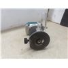 Image 6 : Makita 18V Cordless Trimmer w/ Manual (No Battery or Charger)