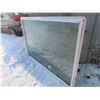 Image 3 : Double Pane Window 70 3/4" x 47"