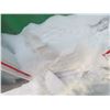 Image 3 : 3 Double Pane Windows: 35 1/4" x 59 1/2", 35 1/4" x 59 1/4", 35 1/4" x 59 1/4"
