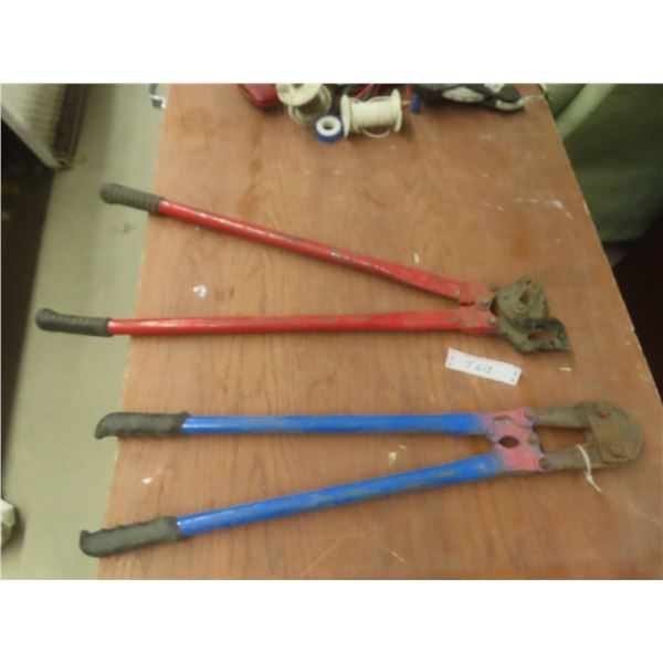 Tire Chain Adjusters and Bolt Cutters