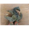 Image 7 : Tire Chain Adjusters and Bolt Cutters