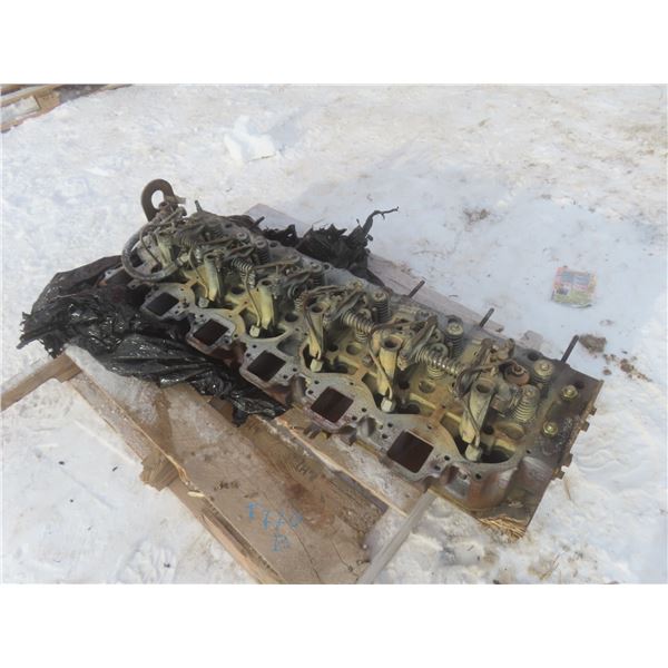 Head for Straight Six Diesel Engine
