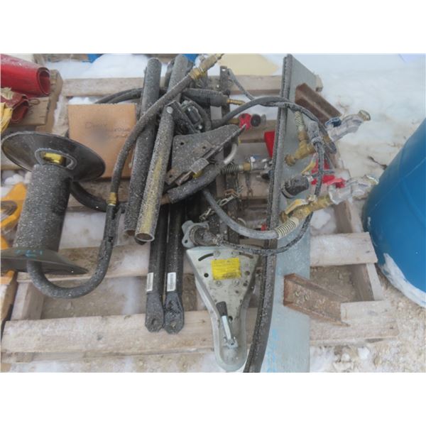 Pallet Lot of Air Hose, Miscellaneous Hose Reel, and Trailer Hitch