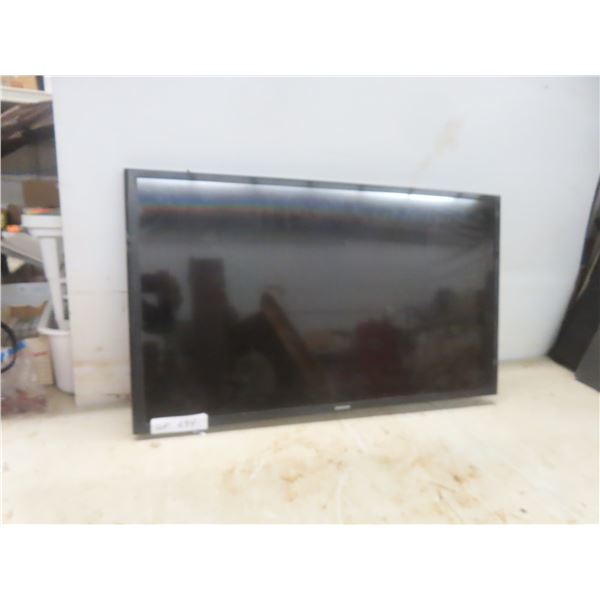 Samsung 32" TV, Model UN32J5205AF, No Remote, No Power Cord