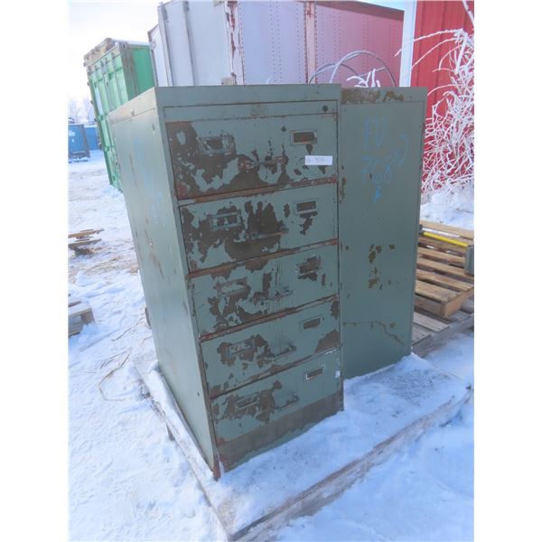 2 Metal Filing Cabinets 28" x 18 1/2" x 42"