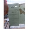 Image 3 : 2 Metal Filing Cabinets 28" x 18 1/2" x 42"