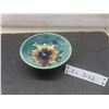 Image 1 : Vtg Moorcroft Hand-Painted Orchid Pattern Bowl
