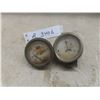 Image 1 : 2 John Deere Gauges