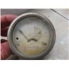 Image 6 : 2 John Deere Gauges