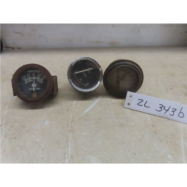 3 Gauges - Fuel, Amperage, Oil