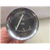 Image 7 : 3 Gauges - Fuel, Amperage, Oil