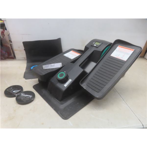 Cubii Stepper w/ Mat, Like New Condition