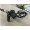 Image 5 : Yardworks 18V Cordless Weed Trimmer w/ Battery and Charger