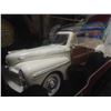 Image 3 : Signature Series 1:18 Scale 1948 Ford Woody