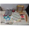 Image 1 : Vintage Country Kitchen Décor,  2 Art deco Serving Plates, Hat Accordian Rack, Mug Holder and More!