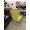 Image 10 : Vintage Fold-Up Lawn Chair And Lounger
