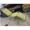 Image 6 : Vintage Fold-Up Lawn Chair And Lounger