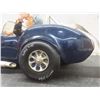 Image 5 : Guillermo Forchino Shelby Cobra 427 S/C Handmade And Hand-Painted Collectible, Numbered 01072, With