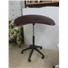 Image 2 : Adjustable Laptop Stand (31"–41" High) With Rolling Casters And Ergonomic Office Chair