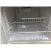 Image 17 : Amana Refrigerator With Bottom Freezer, Model BR18VW