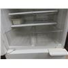 Image 9 : Amana Refrigerator With Bottom Freezer, Model BR18VW