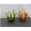Image 2 : Five-Piece Art Glass Lot Including Vase 9 1/2" High And Ashtrays