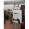 Image 4 : Folding Dolly And Husky Tool Bag